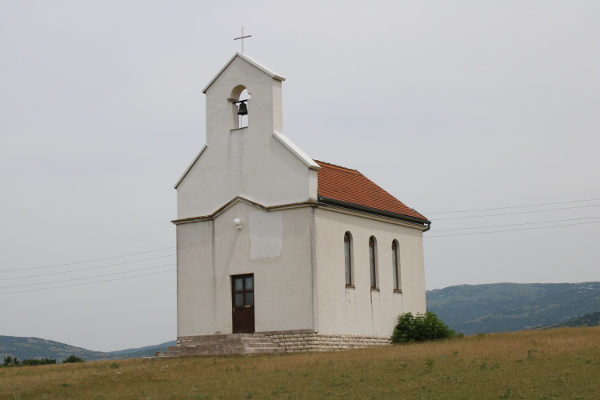 Nova crkva Sveti Marko Grob sagrađena blizu stare crkvine po završetku na njoj vršenih arheoloških iskapanja (Foto: Goran Majetić)