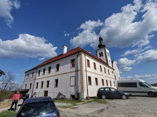 Samostan Kamensko sagrađen je dijelom i od materijala sa Steničnjaka. (Foto: Tomislav Beronić)
