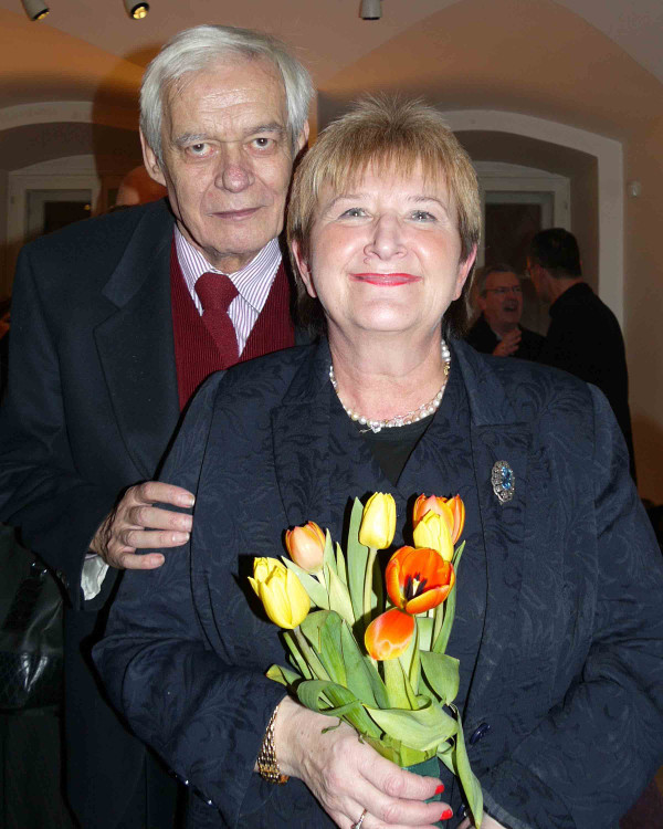 Arheolog Ivan Šarić sa suprugom neurologinjom Vidom Demarin 2012. godine (Foto: Nives Gajdobranski; Izvor: Akademija Art (akademija-art.hr))