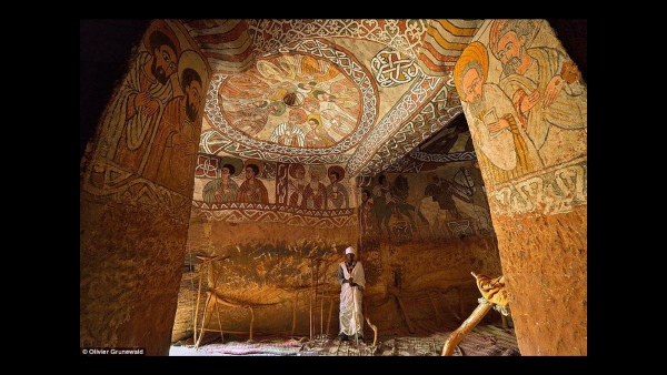 Oslikane pećine sa zapisima na pismu geez (Etiopija)