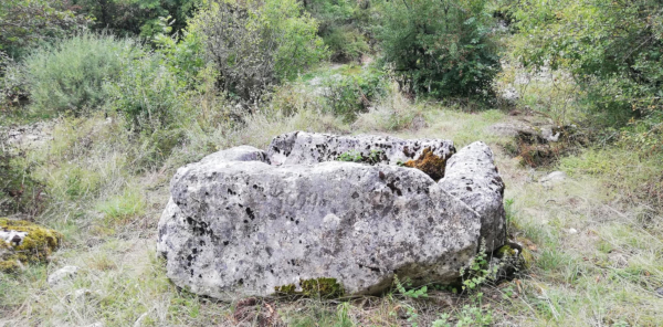 Kameni zdenac uz Jadovu u Mogoriću izuzetno je graditeljsko ostvarenje, moguće nastalo još u ranom srednjem vijeku (Foto: Martina Majetić)